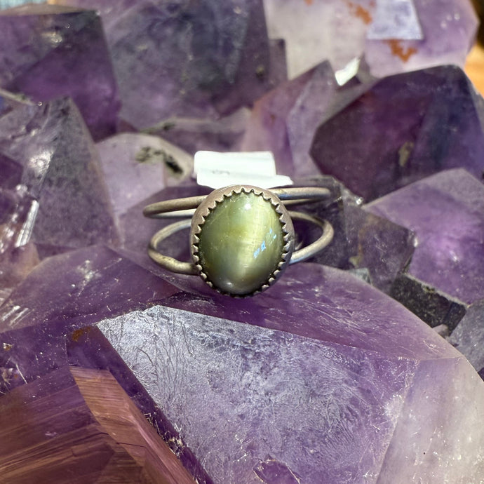 Green Cat's Eye Double Band Ring - Size 10.5