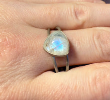 Load image into Gallery viewer, Moonstone Double Band Ring - Size 10.75
