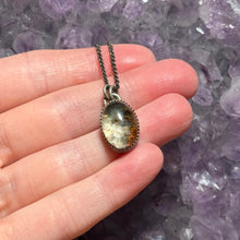 Load image into Gallery viewer, Garden Quartz Pendant