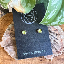 Load image into Gallery viewer, Peridot Post Earrings