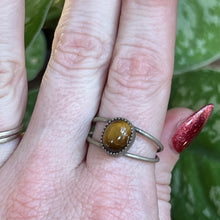 Load image into Gallery viewer, Tigers Eye Double Band Ring - Size 10.75