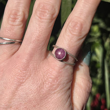 Load image into Gallery viewer, Star Ruby Double Band Ring - Size 9.25