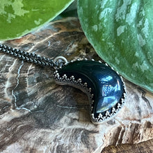 Load image into Gallery viewer, Onyx Crescent Moon Pendant