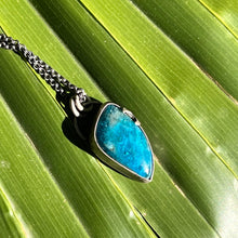Load image into Gallery viewer, Blue Apatite Crescent Moon Pendant